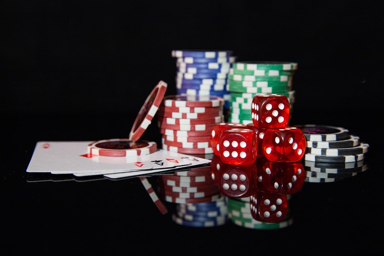 Responsible gaming resources and player wellbeing information on php77
